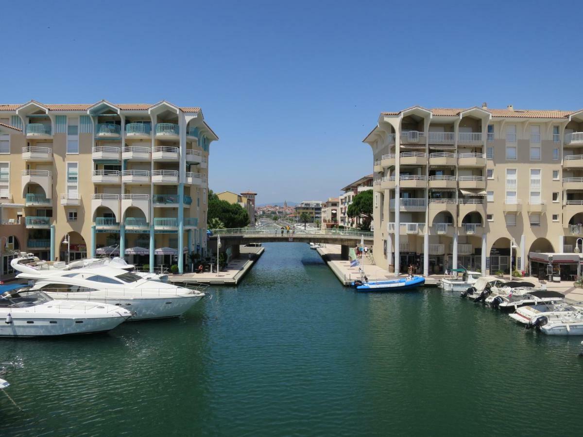Appartement Port Frejus Avec Loggia Et Acces Plages A Pieds Exterior foto
